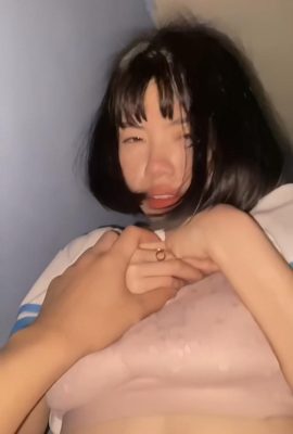 Minha namorada foi traída pelo namorado e foi penetrada por trás para que eu pudesse ver o cuzinho dela com clareza (10P)