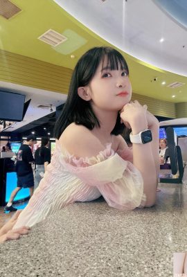 “Egg Roll” é tão requintado e lindo que vai seduzir as pessoas. Todo o corpo é tão perfeito (10P)