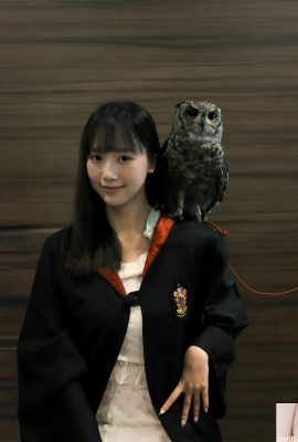 “Jin Xia” tem olhos grandes super fofos e figura esbelta com nervo óptico provocante (10P)