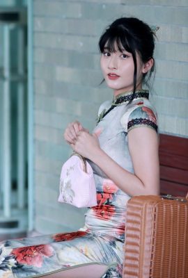 Cecília Huang Cheongsam (23P)