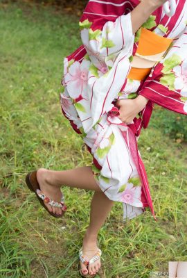 (Minato Riku) Os seios roliços transbordam e a bela figura não fica mais escondida (30P)