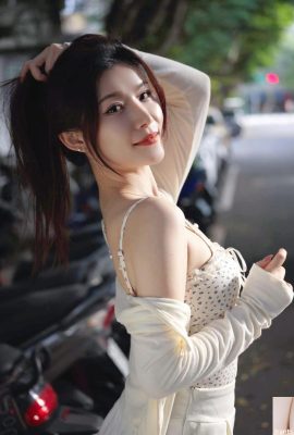 “Chen Yiru Carrie” parece doce, sexy e perfumada (10P)